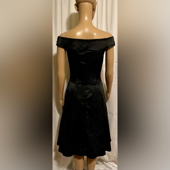 Black Formal Dress Ruby Rox Size 5 - Picture 2 of 13